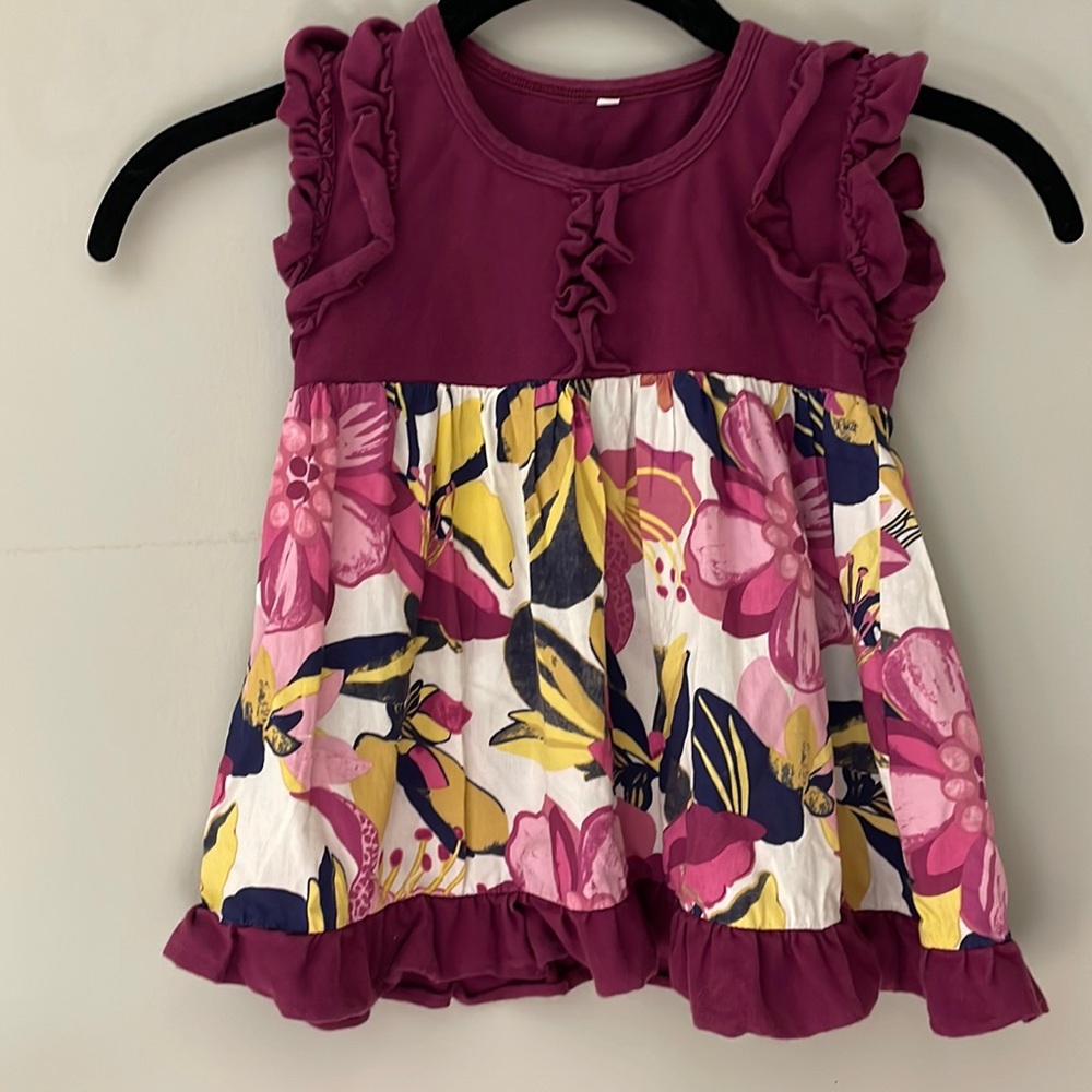 LITTLE GIRLS BURGUNDY AND FLOWER RUFFLE SLEEVE DRESS